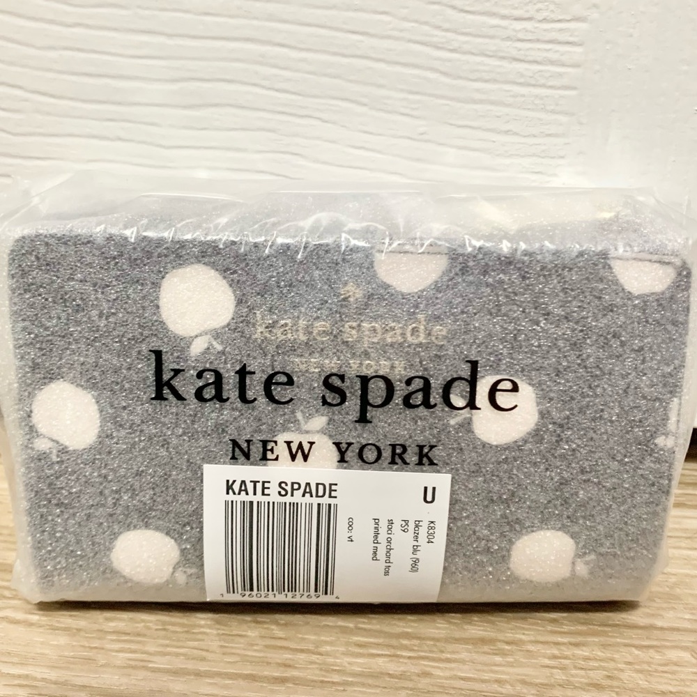 Kate Spade Orchard Toss Apple Staci Medium Wallet - NEW - Picture 2 of 10